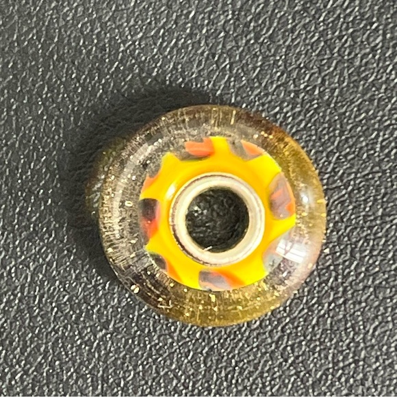 Trollbeads Retired Red Shadow Bead- 61310 - Picture 7 of 7